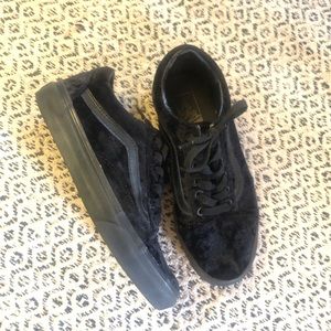 Black Velvet Old Skool Vans